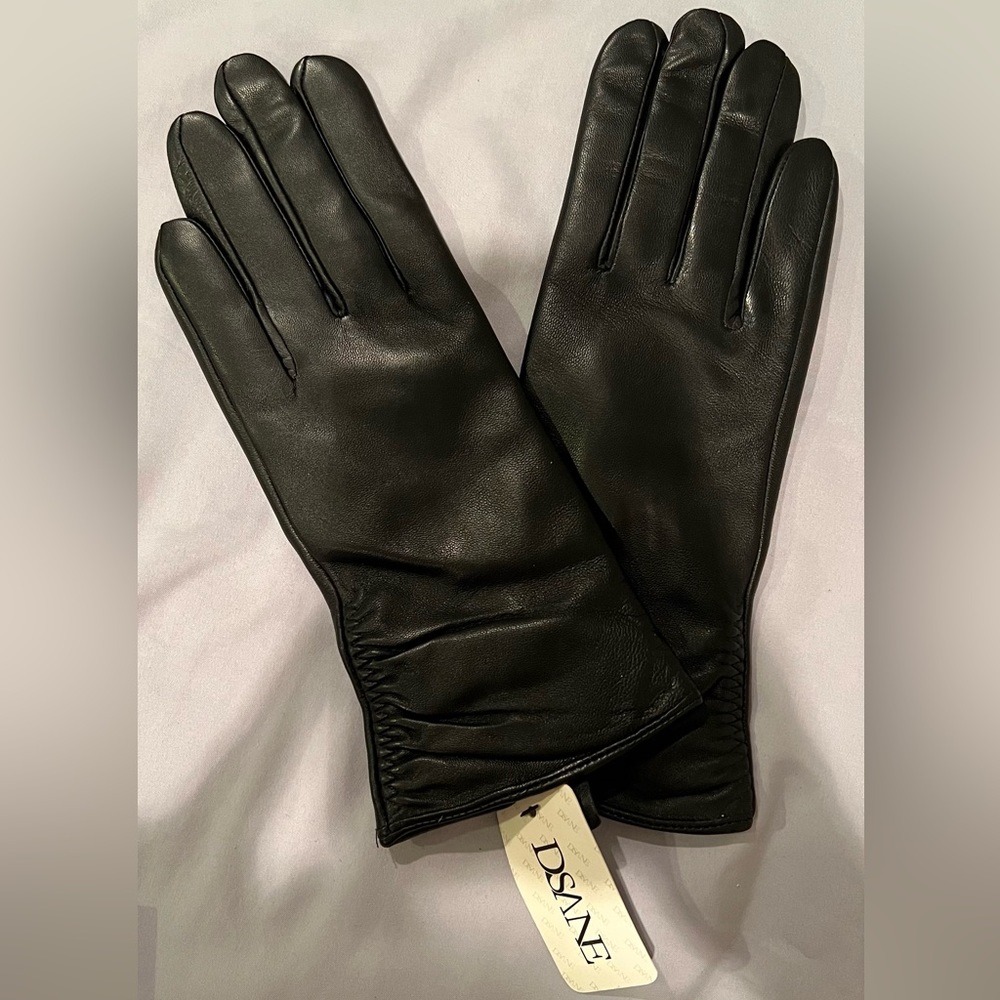 Authentic Dsane Black Leather Gloves